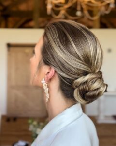 Cute and Easy Hairstyles for Teens 30 sleek slicked back bun styles for a polished look that stays in place all day 1 (2)