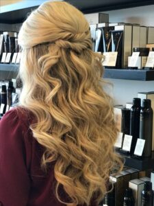 3101d3be10307c7a21030a2b3e2a87ec half up twist