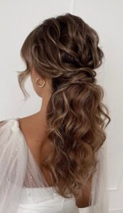 15 Date Night Hairstyles Under 10 Minutes 612452f13250fb45453b4c87571f1243 (1)