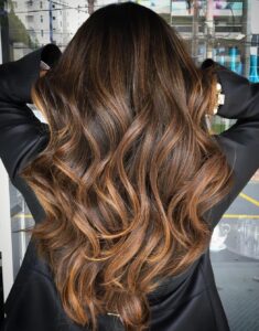 7 long caramel balayage for brunettes