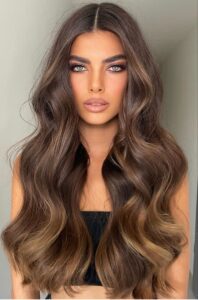 15 Date Night Hairstyles Under 10 Minutes 82ff36eeda4fff2989336f8ebc6a682c