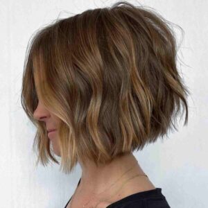 chin length short bobbed hair with soft textured waves 600x600