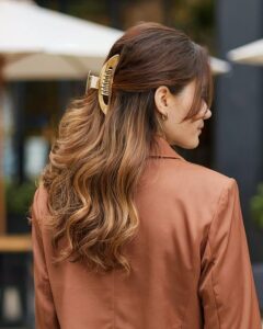 half up half down claw clip volume hairstyle 720x900