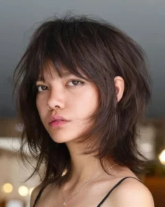 shoulder length wolf cut with bangs