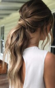 textured low ponytail